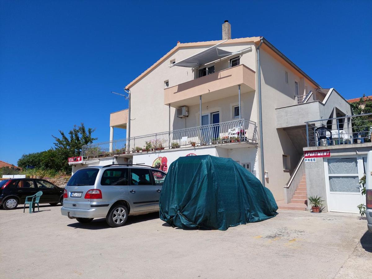 Apartmani Toni Vodice Exteriör bild