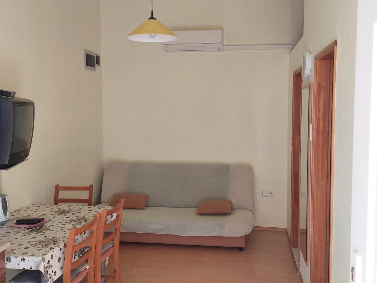 Apartmani Toni Vodice Exteriör bild