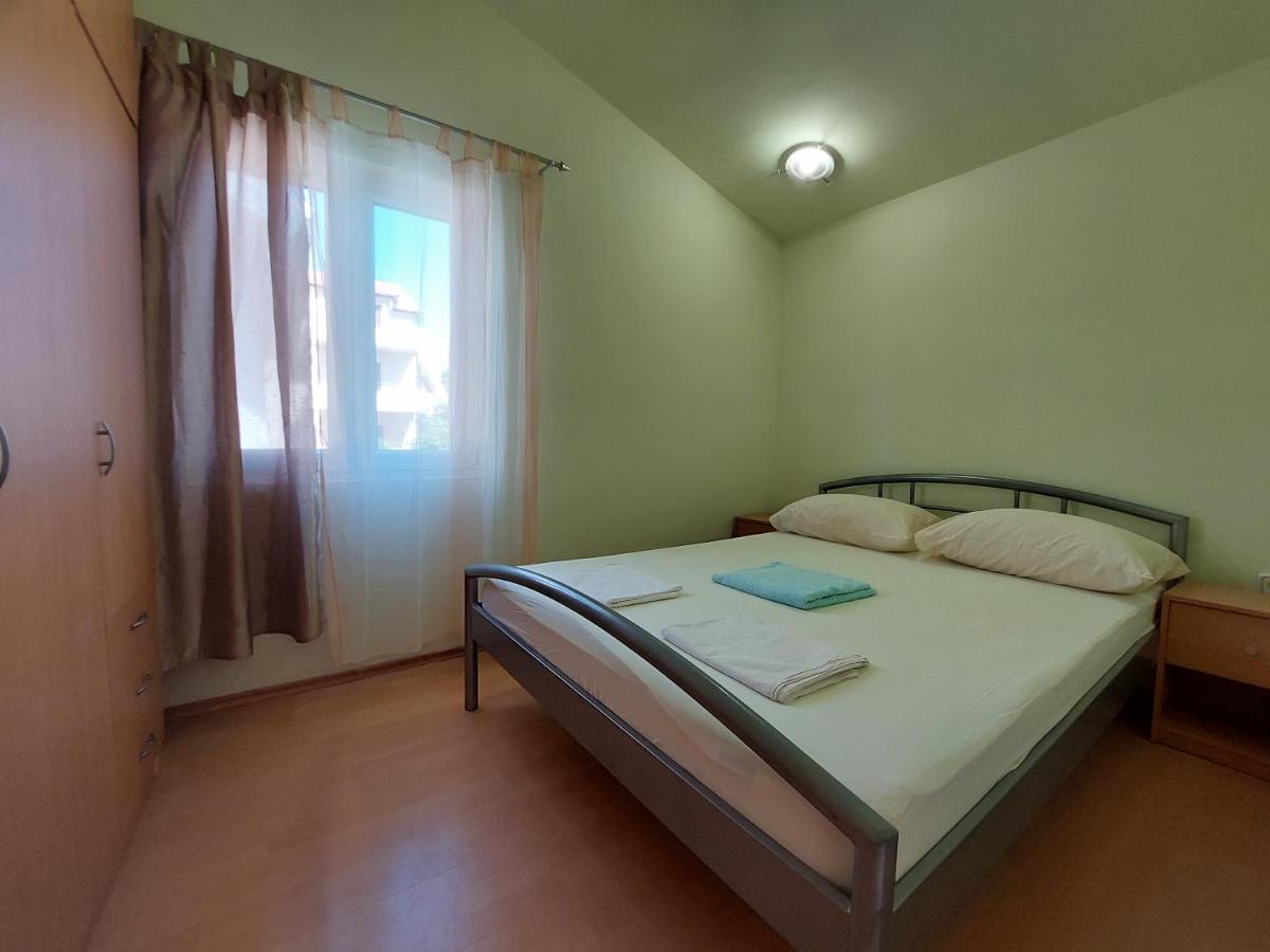 Apartmani Toni Vodice Exteriör bild