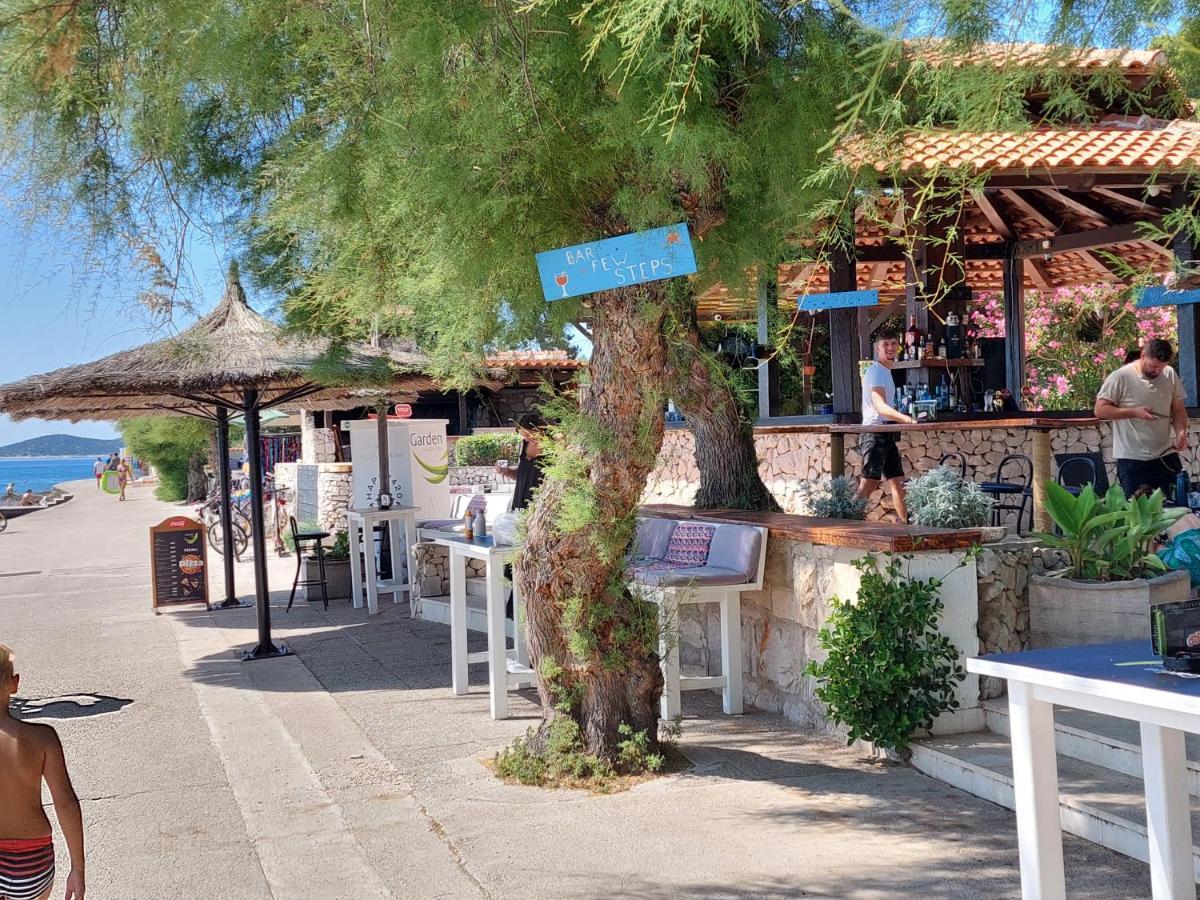 Apartmani Toni Vodice Exteriör bild